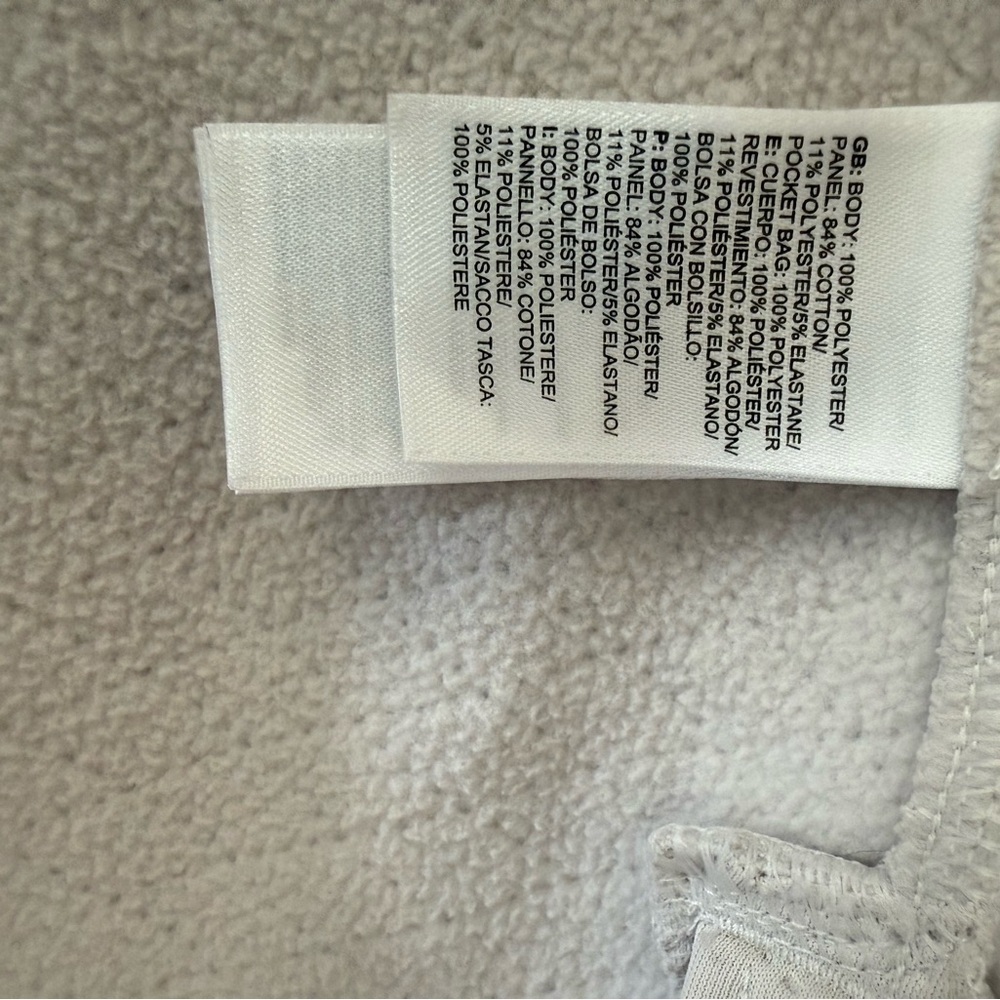 The North Face Women's Cream Jacket - Picture 4 of 6